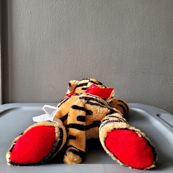 Tiger Plush - Picture 4 of 6